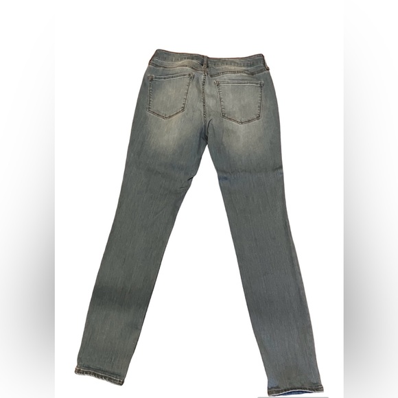 Refuge Jeans - Picture 2 of 5